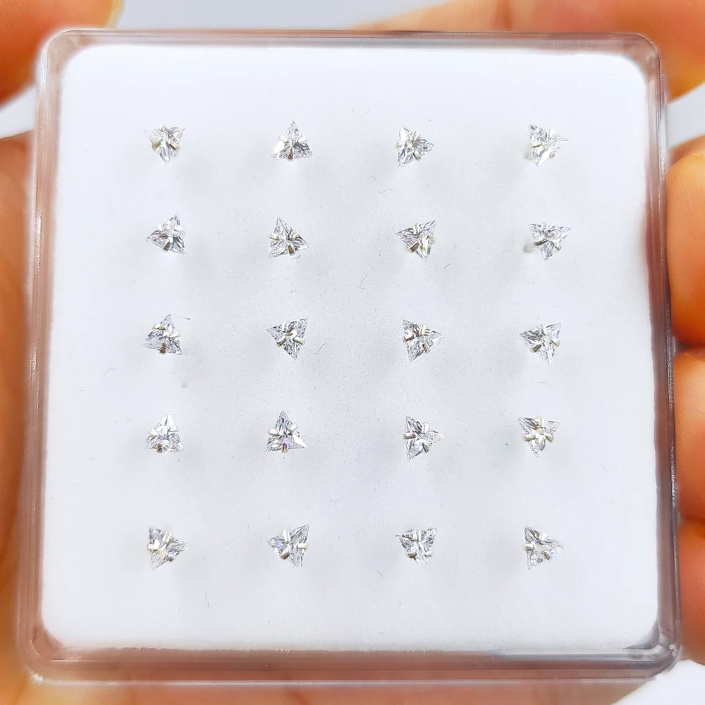 925 sterling silver 3mm trangle clear cubic zirconia nose piercing jewelry nose pin 20pcs/pack
925 sterling silver 3mm trangle clear cubic zirconia nose piercing jewelry nose pin 20pcs/pack