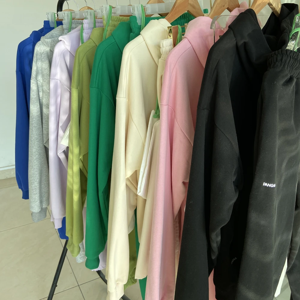 Легкие толстовки, спортивные штаны, женские спортивные костюмы из двух предметов, женские комплекты, толстовки с капюшоном, спортивные штан... 
Легкие толстовки, спортивные штаны, женские спортивные костюмы из двух предметов, женские комплекты, толстовки с капюшоном, спортивные штан...