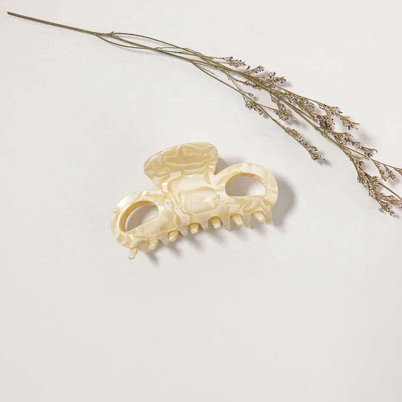 Women Hair Claws Crab Clamps Charm Retro Acetate Hair Clips Amber Hairclips Hair Banana for GirlsLadies Hair Accessories
Women Hair Claws Crab Clamps Charm Retro Acetate Hair Clips Amber Hairclips Hair Banana for GirlsLadies Hair Accessories