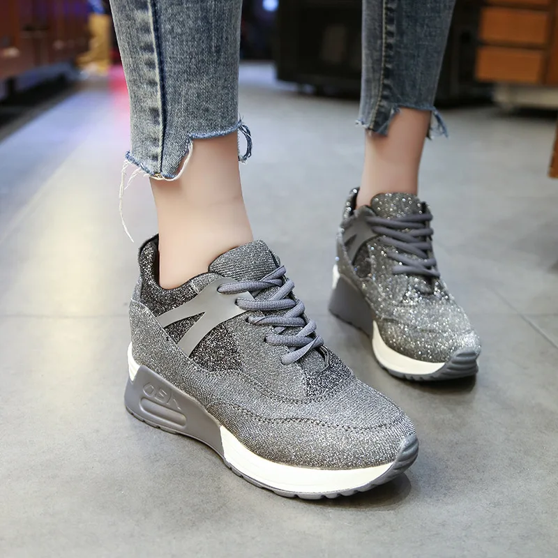 Lace Up Platform Flats Women Fashion Bling Shoes Woman Spring Autumn New Sequined Cloth Cacsual Shoes Ladies Round Toe
Lace Up Platform Flats Women Fashion Bling Shoes Woman Spring Autumn New Sequined Cloth Cacsual Shoes Ladies Round Toe