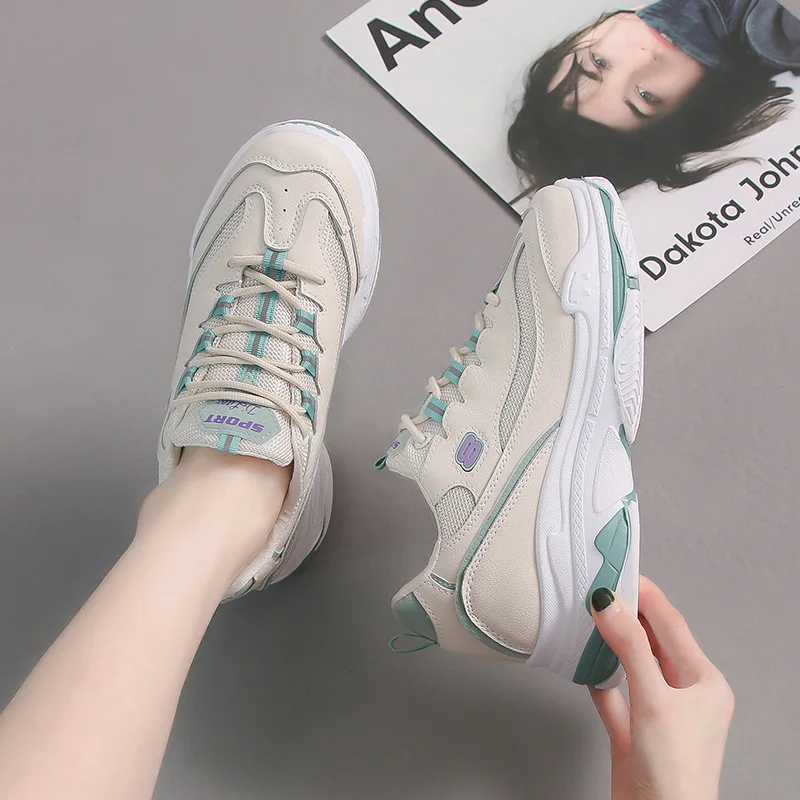 Women Vulcanize Shoes Casual Fashion New Woman Comfortable Breathable Flats Female Platform Sneakers Chaussure Femme X11-52
Women Vulcanize Shoes Casual Fashion New Woman Comfortable Breathable Flats Female Platform Sneakers Chaussure Femme X11-52