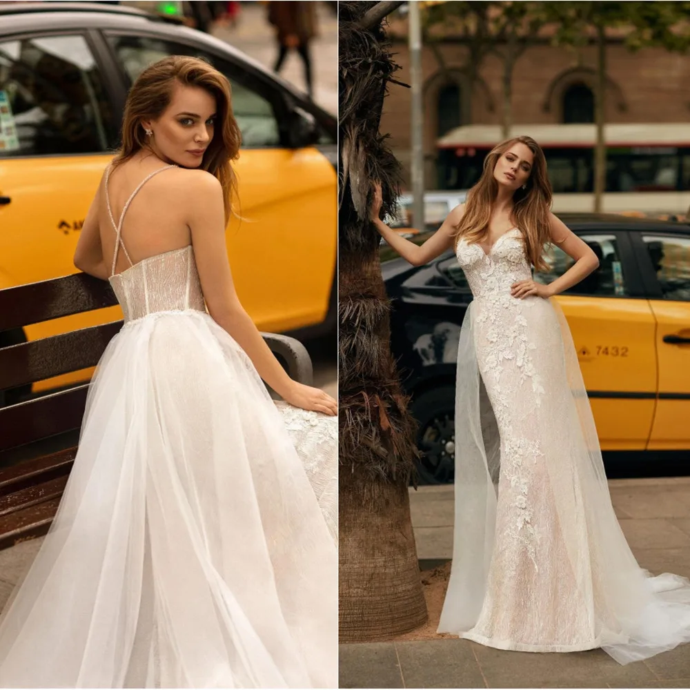 2020 Mermaid Wedding Dresses Spaghetti Straps Lace Appliques Bridal Gowns Custom Made Backless Sweep Train Wedding Dress 
2020 Mermaid Wedding Dresses Spaghetti Straps Lace Appliques Bridal Gowns Custom Made Backless Sweep Train Wedding Dress