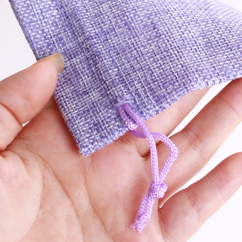 10pcs/pack (17*23cm) Vintage Natural Burlap Gift Candy Bag Wedding Party Favor Pouch Birthday Supplies Drawstrings Jute Gift Bag
10pcs/pack (17*23cm) Vintage Natural Burlap Gift Candy Bag Wedding Party Favor Pouch Birthday Supplies Drawstrings Jute Gift Bag