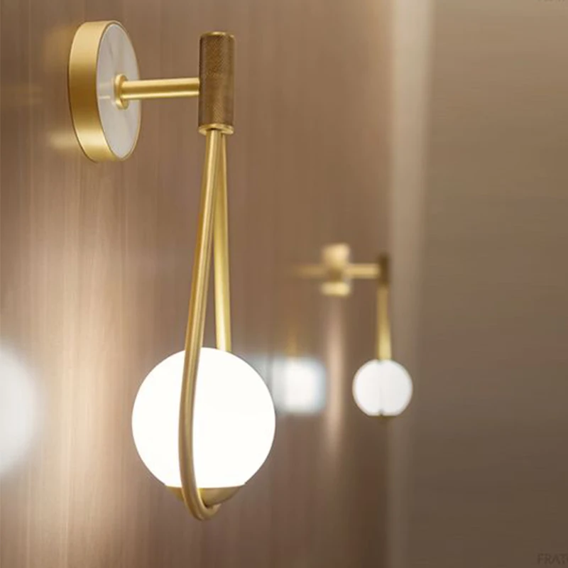 Фото Арт деко прикроватная настенная лампа для спальни скандинавский стеклянный шар