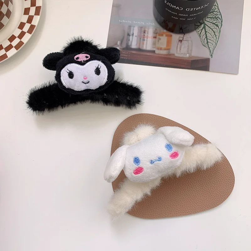 Kawaii Sanrioed аксессуары плюшевый захват зажим мультфильм аниме Kuromi Cinnamoroll задняя часть головы шпилька аксессуары для волос шпилька для волос иг...
Kawaii Sanrioed аксессуары плюшевый захват зажим мультфильм аниме Kuromi Cinnamoroll задняя часть головы шпилька аксессуары для волос шпилька для волос иг...
