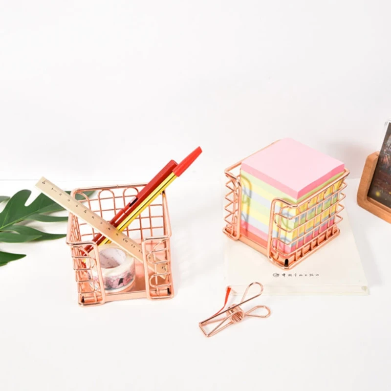 Y5GE Large Capacity Metal Memo Pads Notes Holder Desktop Sticky Notes Dispenser Hollow-out Metal Pen Holder Home Supplies
Y5GE Large Capacity Metal Memo Pads Notes Holder Desktop Sticky Notes Dispenser Hollow-out Metal Pen Holder Home Supplies