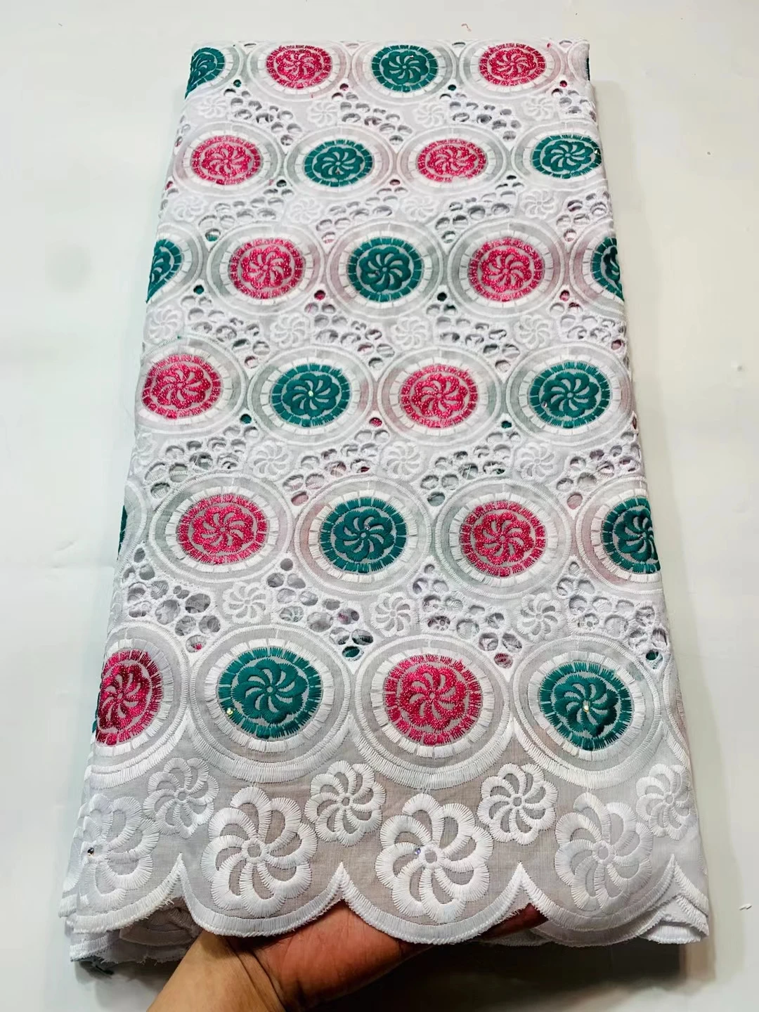 XSC07 Noble france cotton lace fabric,wholesale embroidered Swiss voile lace fabric for party & Evening dress!
XSC07 Noble france cotton lace fabric,wholesale embroidered Swiss voile lace fabric for party & Evening dress!