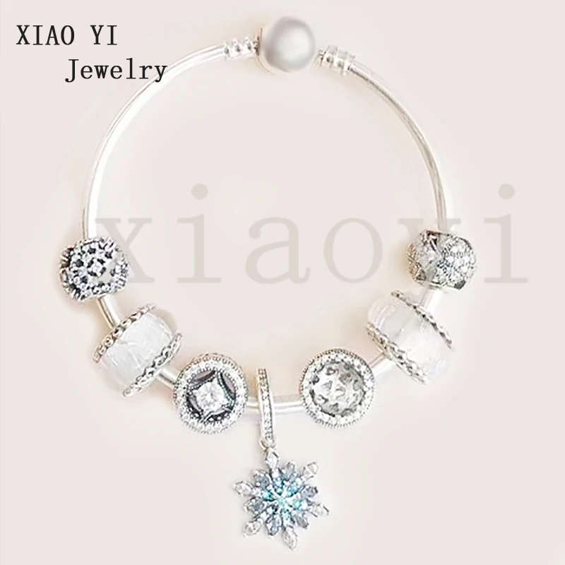 XIAOYI 2020 new 100% s925 Blue white snow hollow glass safety chain charm gentle high quality Bracelet surprise gift female
XIAOYI 2020 new 100% s925 Blue white snow hollow glass safety chain charm gentle high quality Bracelet surprise gift female