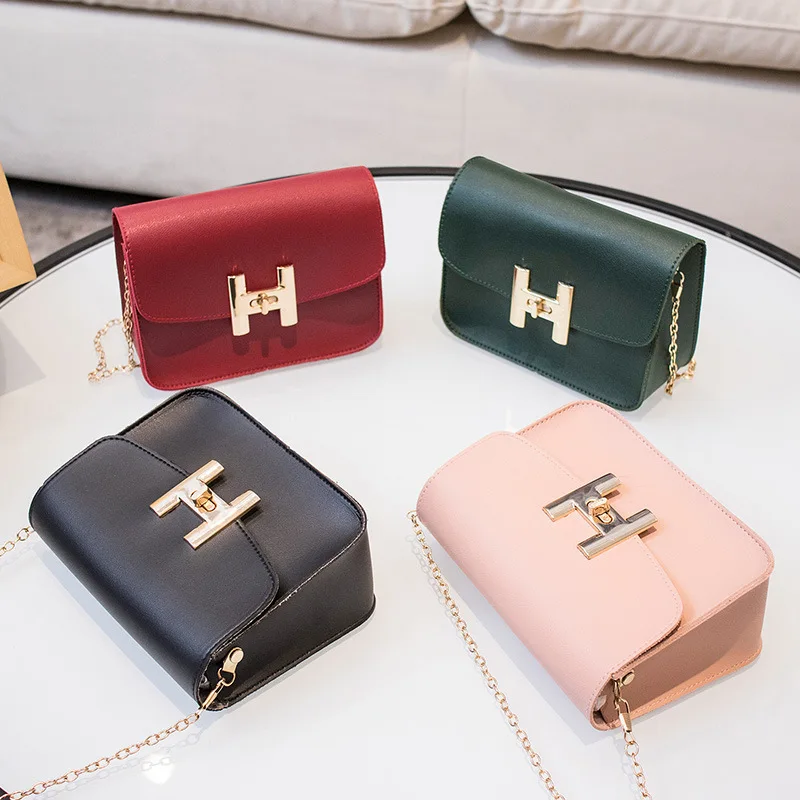 Chain Bag Women's Shoulder Bag H Lock Square Sling Luxury Crossbody 2021 Summer Korean New Messenger Bag PU leather for Girls
Chain Bag Women's Shoulder Bag H Lock Square Sling Luxury Crossbody 2021 Summer Korean New Messenger Bag PU leather for Girls