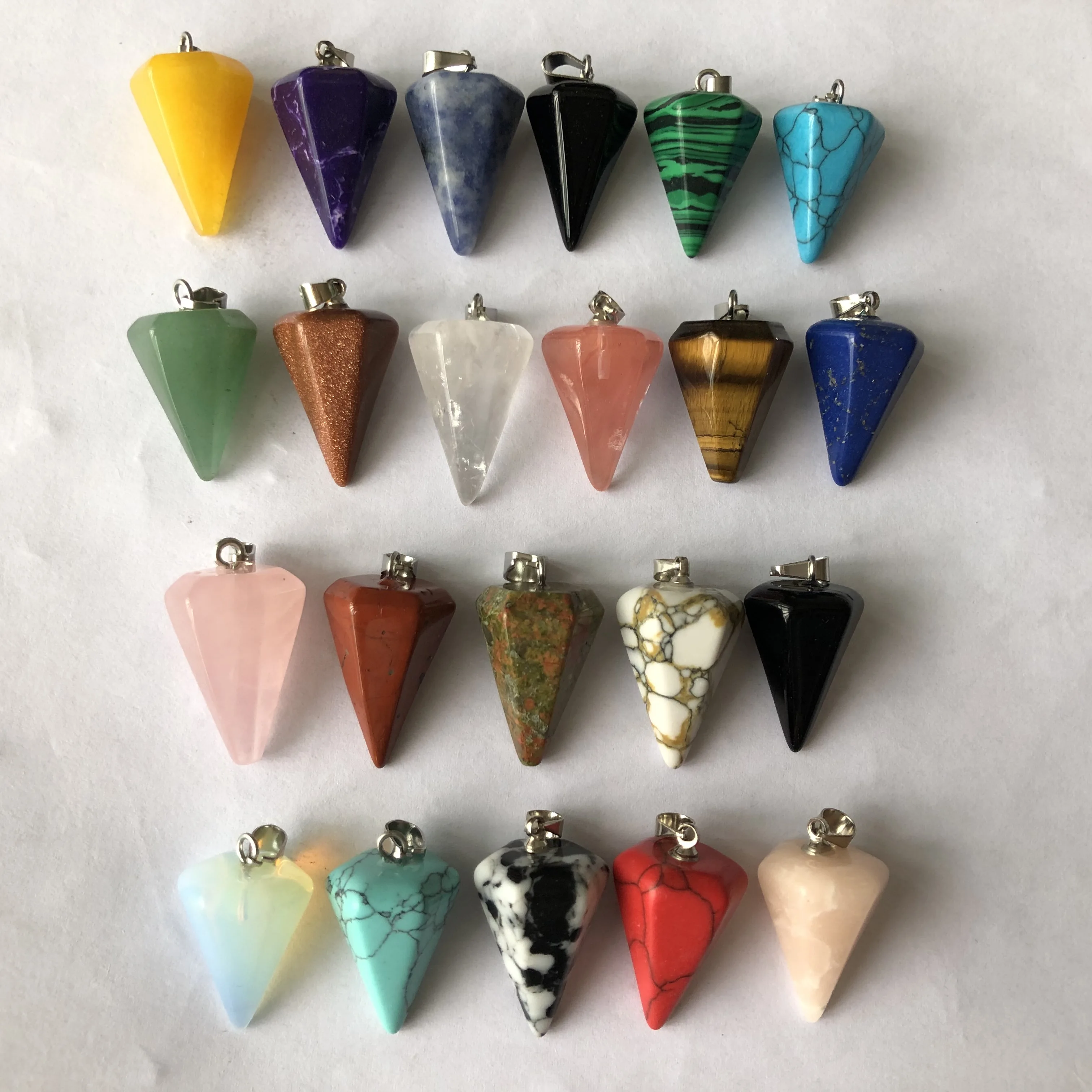 5PCS Pendulum pendants Crystal Quartz Feng Shui Chakra Healing Reiki Home Decoration Stone Handicraft Decoration pendants
5PCS Pendulum pendants Crystal Quartz Feng Shui Chakra Healing Reiki Home Decoration Stone Handicraft Decoration pendants