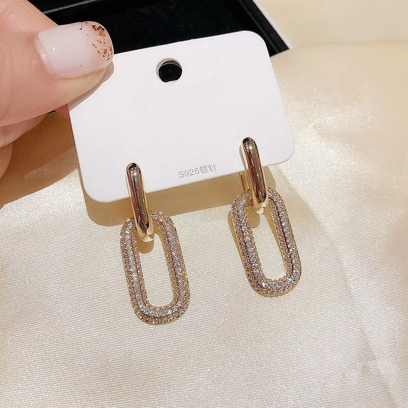 Luxury CZ Crystal Chain Link Drop Earrings Gold Color Cubic Zircon Earrings Women Party Jewelry
Luxury CZ Crystal Chain Link Drop Earrings Gold Color Cubic Zircon Earrings Women Party Jewelry