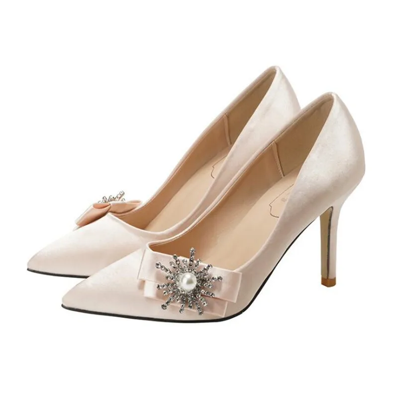 Women Wedding Shoes Female High Heels Rhinestone Silk Woman Pumps Pointed Toe Brand Party Dress Shoes Female Shoes Plus Size 43 
Women Wedding Shoes Female High Heels Rhinestone Silk Woman Pumps Pointed Toe Brand Party Dress Shoes Female Shoes Plus Size 43