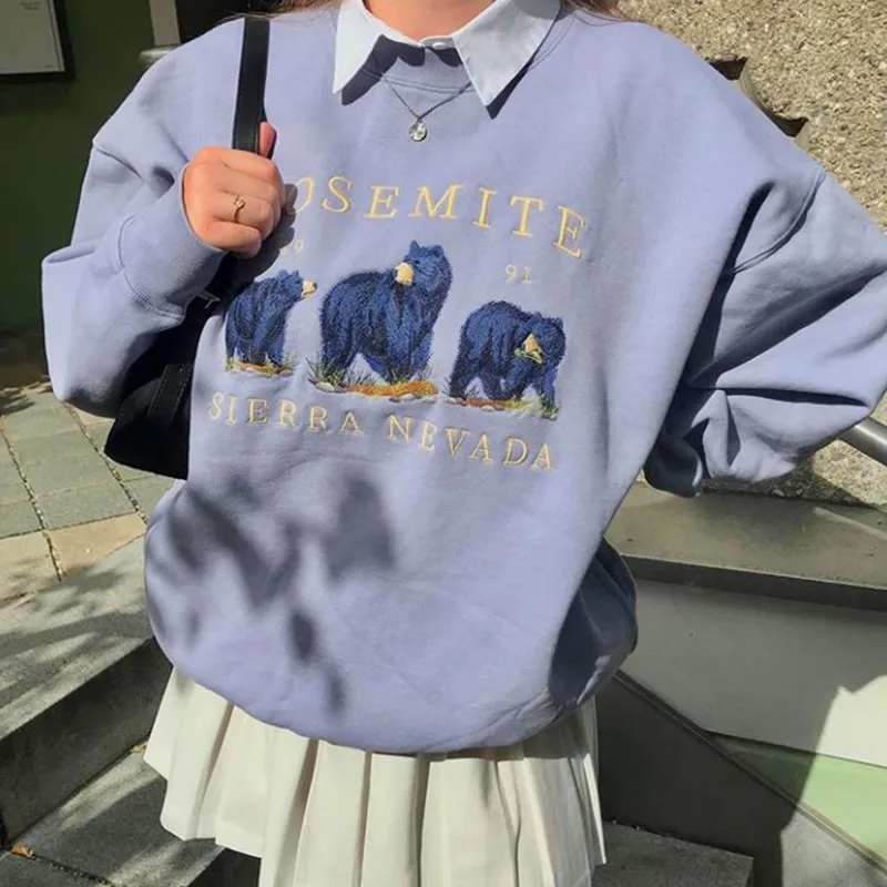 Vintage Bear Embroidery Sweatshirts Women Harajuku Streetwear Casual Long Sleeve Crewneck Oversized Fashion Hoodie Korean Girls
Vintage Bear Embroidery Sweatshirts Women Harajuku Streetwear Casual Long Sleeve Crewneck Oversized Fashion Hoodie Korean Girls