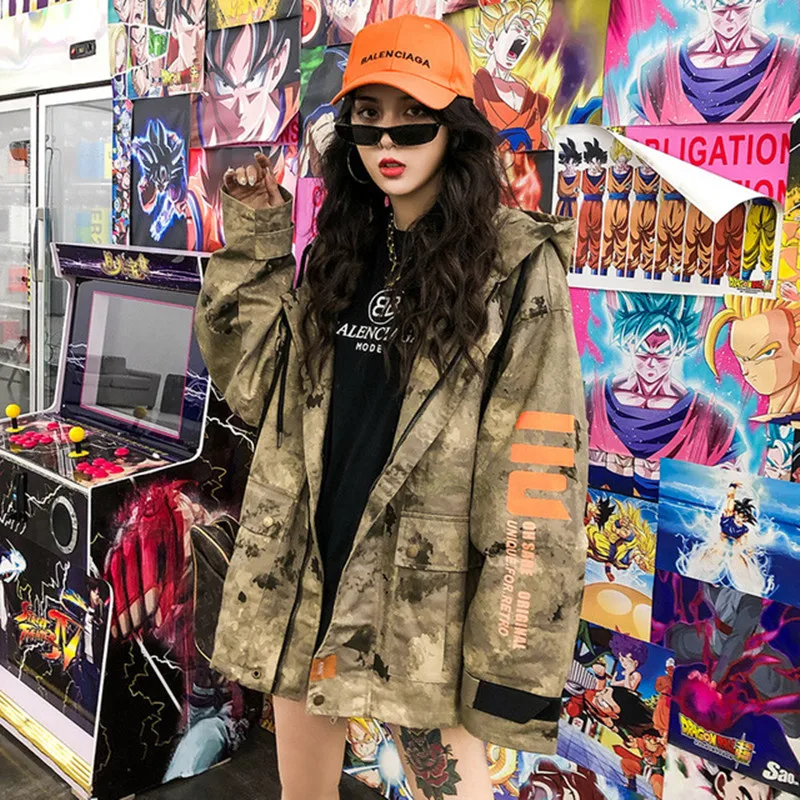 Loose Hooded spring autumn jacket women letter camouflage streetwear women jacket zipper outerwear Oversized Cotton ladies coat
Loose Hooded spring autumn jacket women letter camouflage streetwear women jacket zipper outerwear Oversized Cotton ladies coat