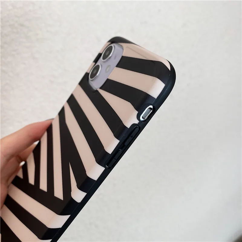 Retro art Irregular stripes phone case for iphone SE 2020 7 8 Plus 11 Pro Max X XS Max XR Matte Soft IMD Silicon Back Cover
Retro art Irregular stripes phone case for iphone SE 2020 7 8 Plus 11 Pro Max X XS Max XR Matte Soft IMD Silicon Back Cover