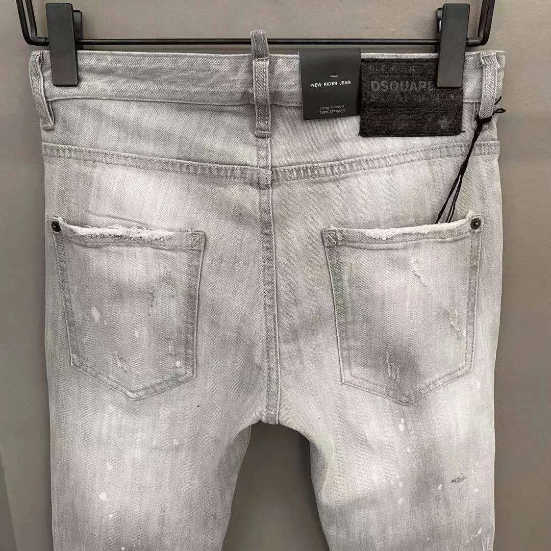 DSQUARED2, , 061 
DSQUARED2, , 061