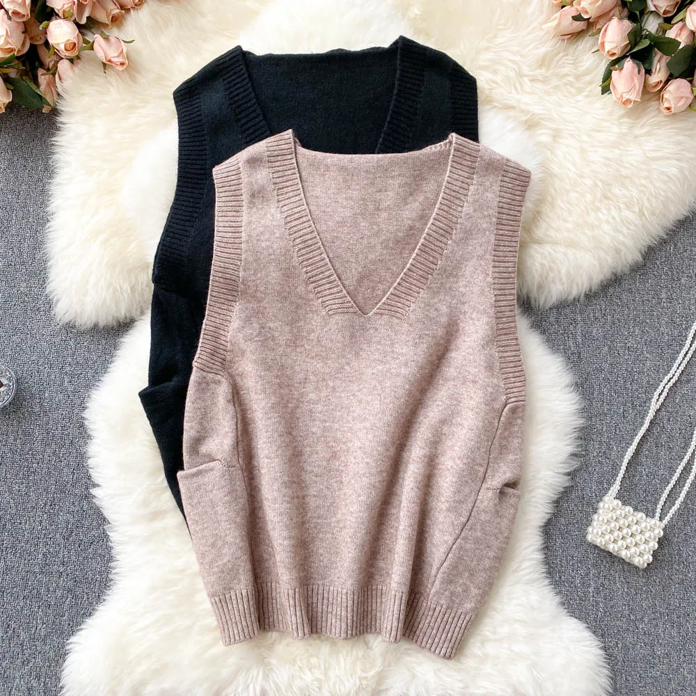 VANOVICH Korean Japan Style Loose Design Fashion Two-pocket 2021 New Autumn Casual Women Knitted Vest Tops
VANOVICH Korean Japan Style Loose Design Fashion Two-pocket 2021 New Autumn Casual Women Knitted Vest Tops