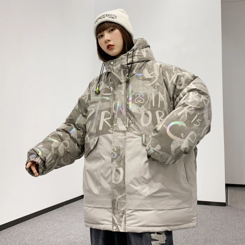 Women Winter Warm Parkas Coat Autumn Casual Stand Collar Oversized Texture Printing Jacket Hood Thick Hat White Duck Down Parka
Women Winter Warm Parkas Coat Autumn Casual Stand Collar Oversized Texture Printing Jacket Hood Thick Hat White Duck Down Parka