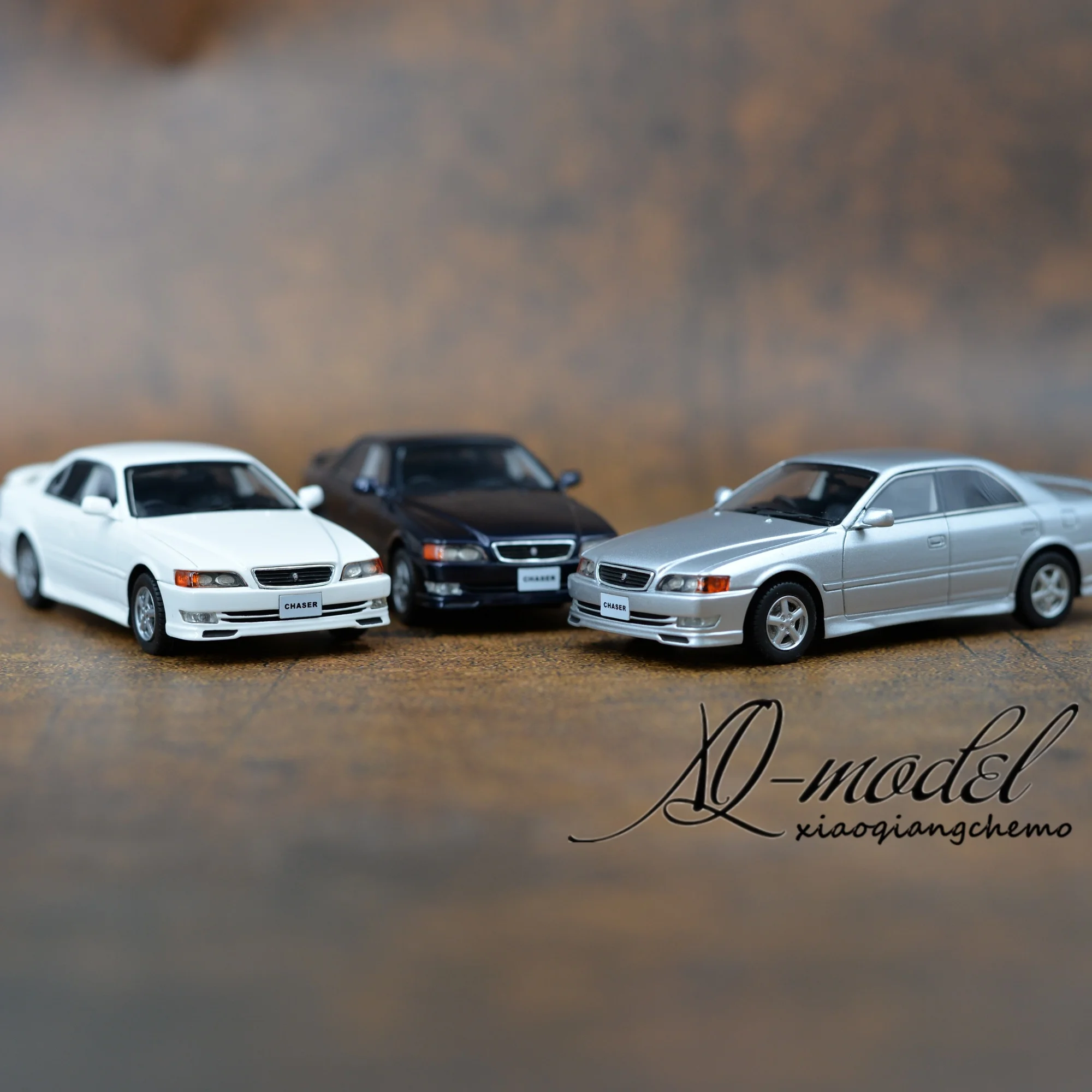 1/43 scale alloy die-casting Wits chaser TOYOTA Chaser 2.5 JZX100 simulation car model high-end collection decoration gift
1/43 scale alloy die-casting Wits chaser TOYOTA Chaser 2.5 JZX100 simulation car model high-end collection decoration gift