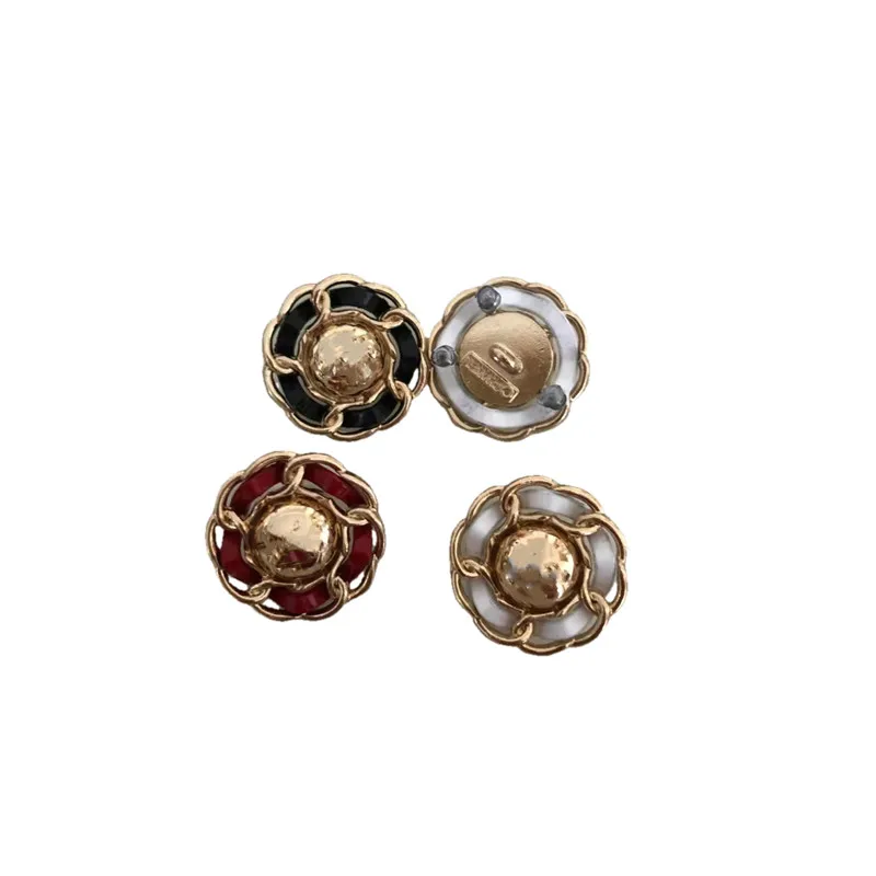 1 lot=10 pieces sewing accessories high-grade metal black buttons suit coat white button C14
1 lot=10 pieces sewing accessories high-grade metal black buttons suit coat white button C14