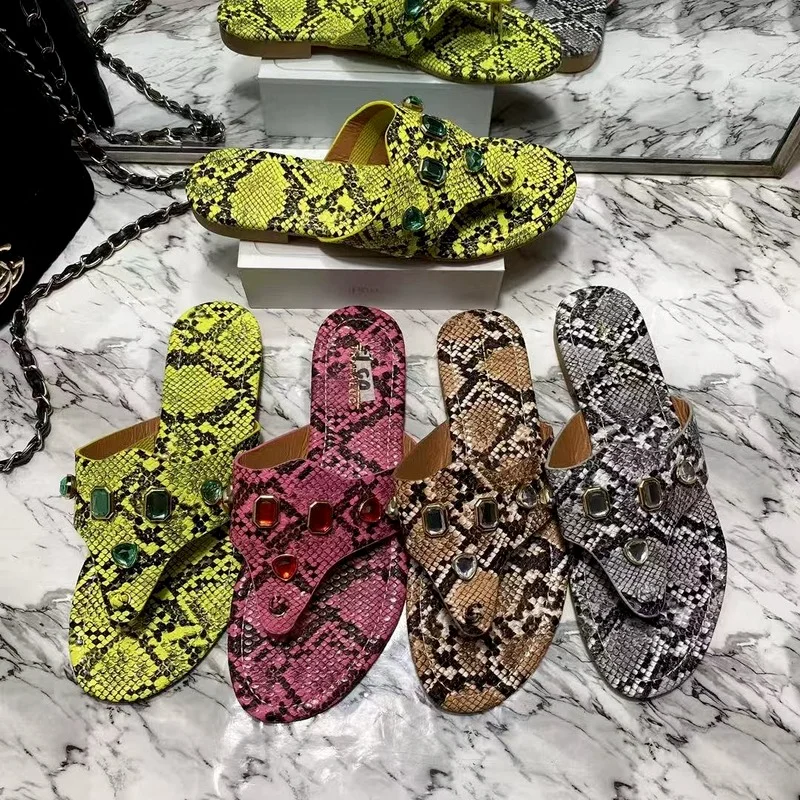 2021 Ladies Men Flat Sandals Bright Diamond Sports Gladiator Outdoor Beach Shoes Fashion Leopard Print Women's Slippers New
2021 Ladies Men Flat Sandals Bright Diamond Sports Gladiator Outdoor Beach Shoes Fashion Leopard Print Women's Slippers New