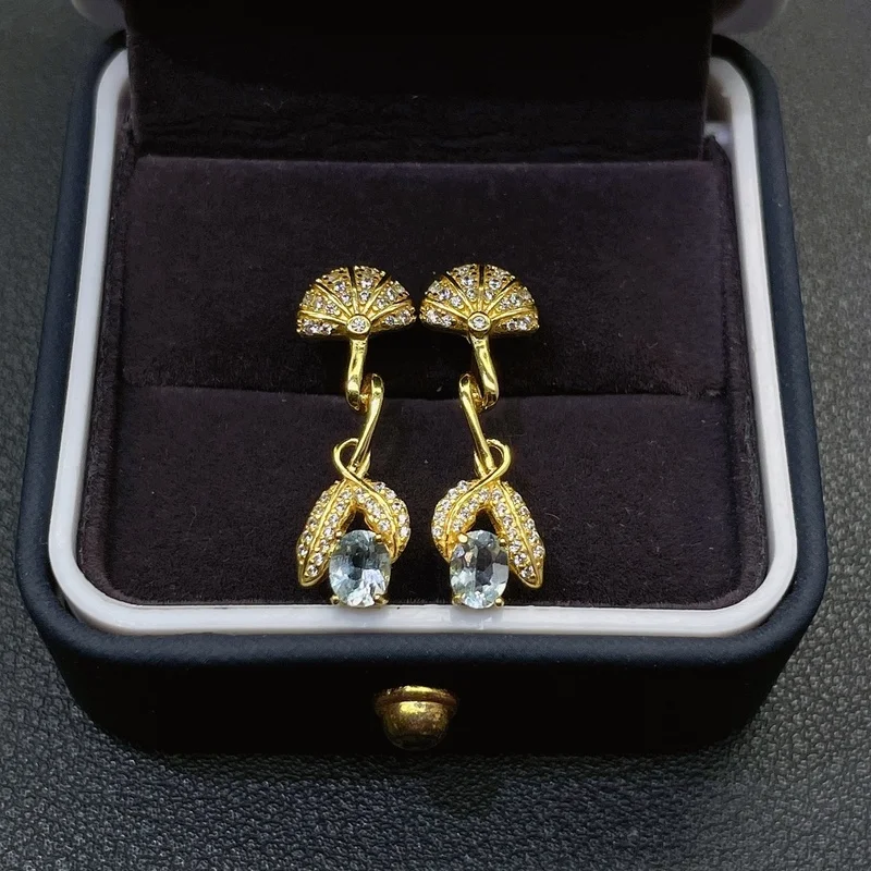 YULEM Natural Sky Blue Topaz Drop Earring with Stone Size of 4X5mm and 925 Sterling Silver for Women Classic Design Jewelry Gift
YULEM Natural Sky Blue Topaz Drop Earring with Stone Size of 4X5mm and 925 Sterling Silver for Women Classic Design Jewelry Gift