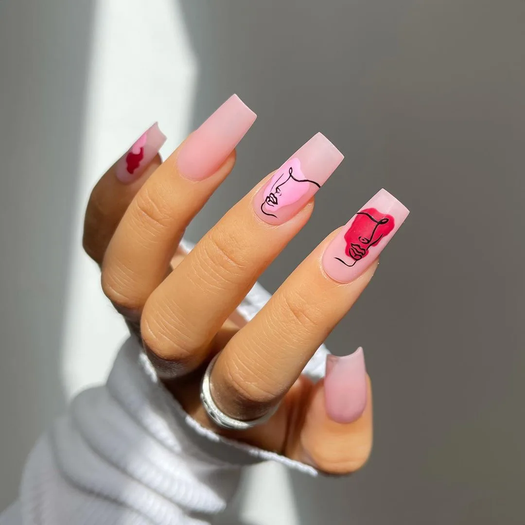 24Pcs Long French Coffin False Nails Wearable Ballerina Fake Nails Glitter Heart Pattern Full Cover Nail Tips Press On Nail
24Pcs Long French Coffin False Nails Wearable Ballerina Fake Nails Glitter Heart Pattern Full Cover Nail Tips Press On Nail