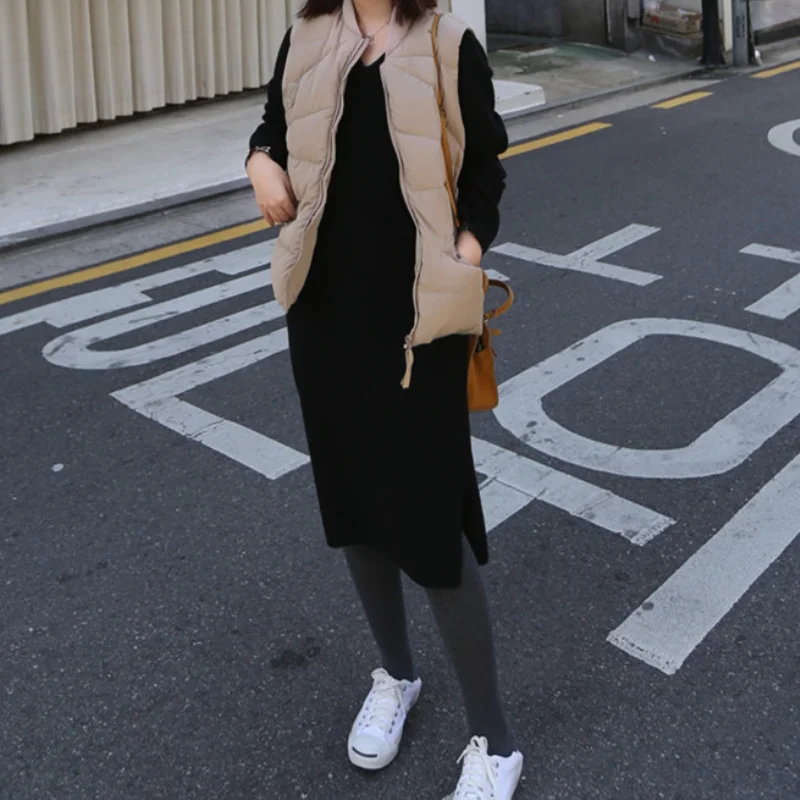 BELIARST 2020 Spring and Autumn New V-neck Pullover Cashmere Sweater Women Loose Lazy Long Knee Solid Color Knit Dress Sweater
BELIARST 2020 Spring and Autumn New V-neck Pullover Cashmere Sweater Women Loose Lazy Long Knee Solid Color Knit Dress Sweater