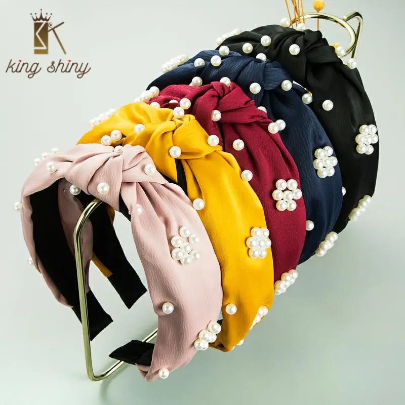 Lovely Korean Bowknot Wide Headband for Woman Vintage Simulated Pearl Solid Color Fabric Hairband Female Party Hair Accessories
Lovely Korean Bowknot Wide Headband for Woman Vintage Simulated Pearl Solid Color Fabric Hairband Female Party Hair Accessories