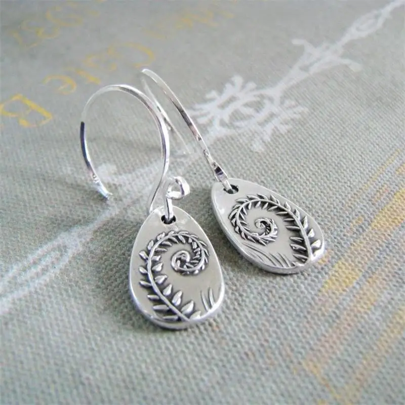 Dainty Silver Color Fern Earrings for Women Female Fashion Jewelry Drop Earrings Accessories Anniversary Gift
Dainty Silver Color Fern Earrings for Women Female Fashion Jewelry Drop Earrings Accessories Anniversary Gift