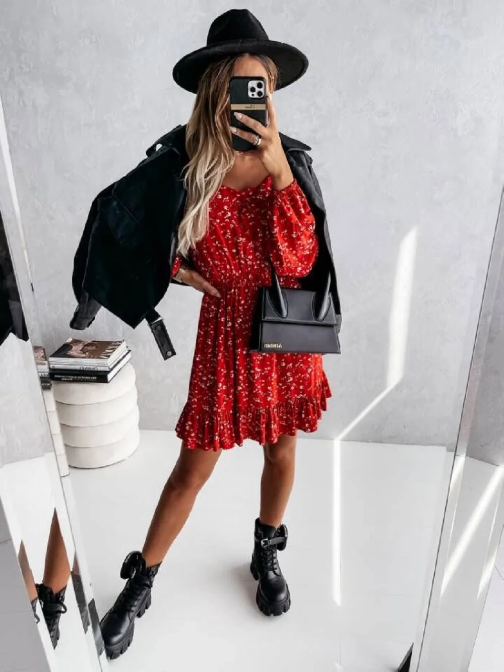 2021 Fall New Arrival Women's Fall/Winter Fashion Round Neck Long Sleeve Floral Slim Dress
2021 Fall New Arrival Women's Fall/Winter Fashion Round Neck Long Sleeve Floral Slim Dress