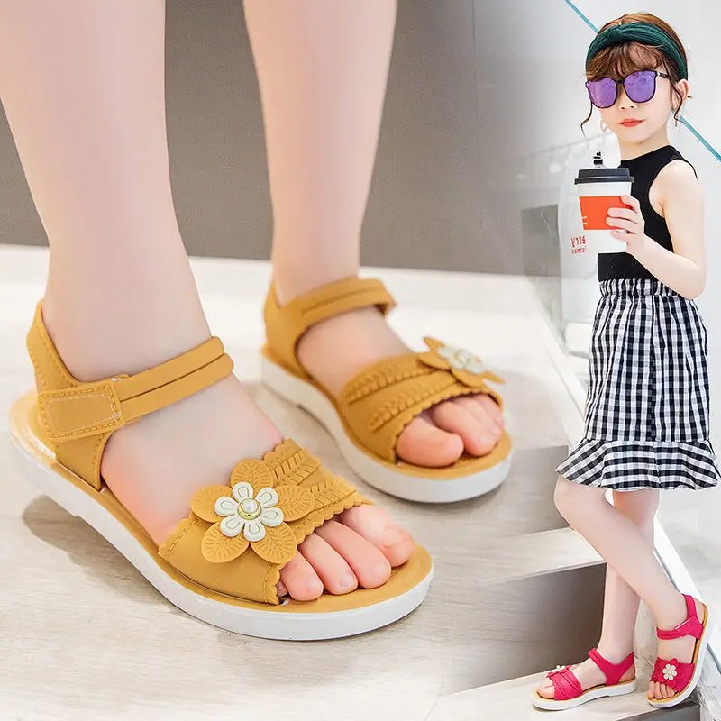Girls fashion net celebrity princess shoes non-slip sandals for small, medium and large children primary school students 
Girls fashion net celebrity princess shoes non-slip sandals for small, medium and large children primary school students