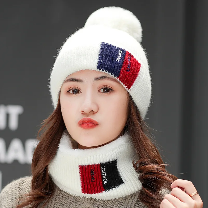 Новинка Осень-Зима Женская плюшевая шапка с помпоном шарф из двух частей плюс бархатная плотная вязаная теплая шапка 
Новинка Осень-Зима Женская плюшевая шапка с помпоном шарф из двух частей плюс бархатная плотная вязаная теплая шапка