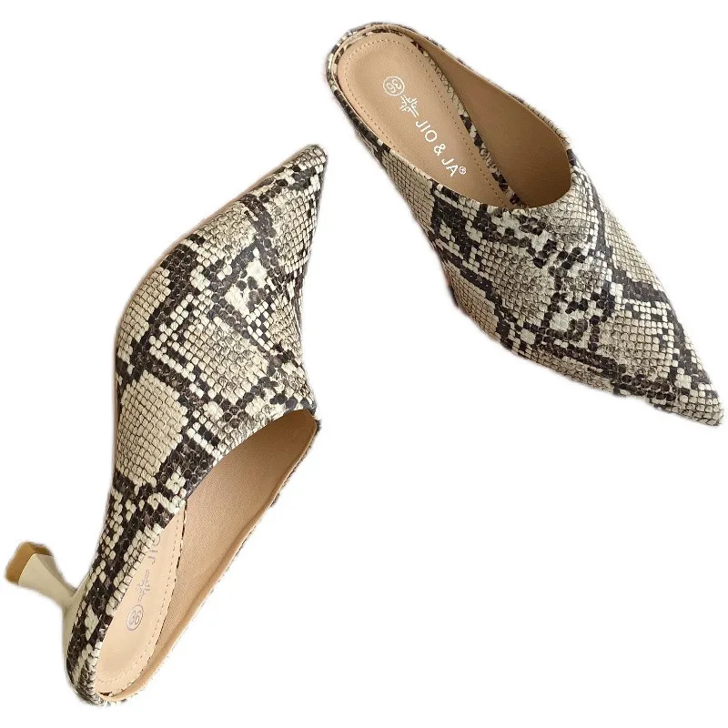 2021 new summer fashion mid-heel pointed snake slippers ladies slippers 2 colors 
2021 new summer fashion mid-heel pointed snake slippers ladies slippers 2 colors