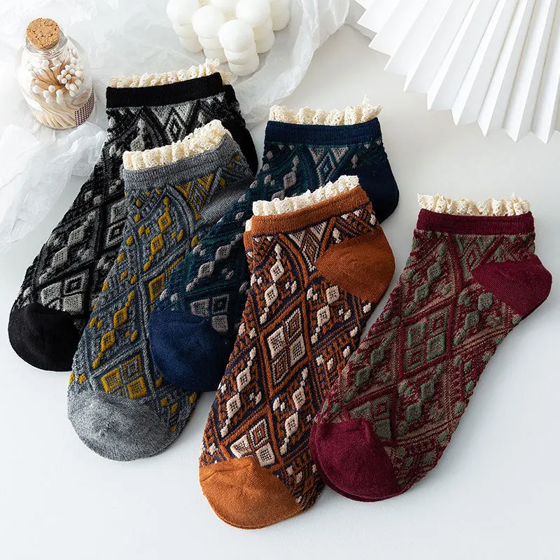 New product retro ethnic style spring and summer ladies socks lace trend diamond forest color cotton socks
New product retro ethnic style spring and summer ladies socks lace trend diamond forest color cotton socks