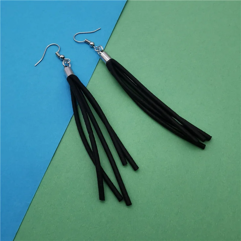 Marliwoo New Tassel Drop Earrings For Women Black Earring jJewelry Bohemia Accessories Rubber Jewellery Simple Fashion Earrings
Marliwoo New Tassel Drop Earrings For Women Black Earring jJewelry Bohemia Accessories Rubber Jewellery Simple Fashion Earrings