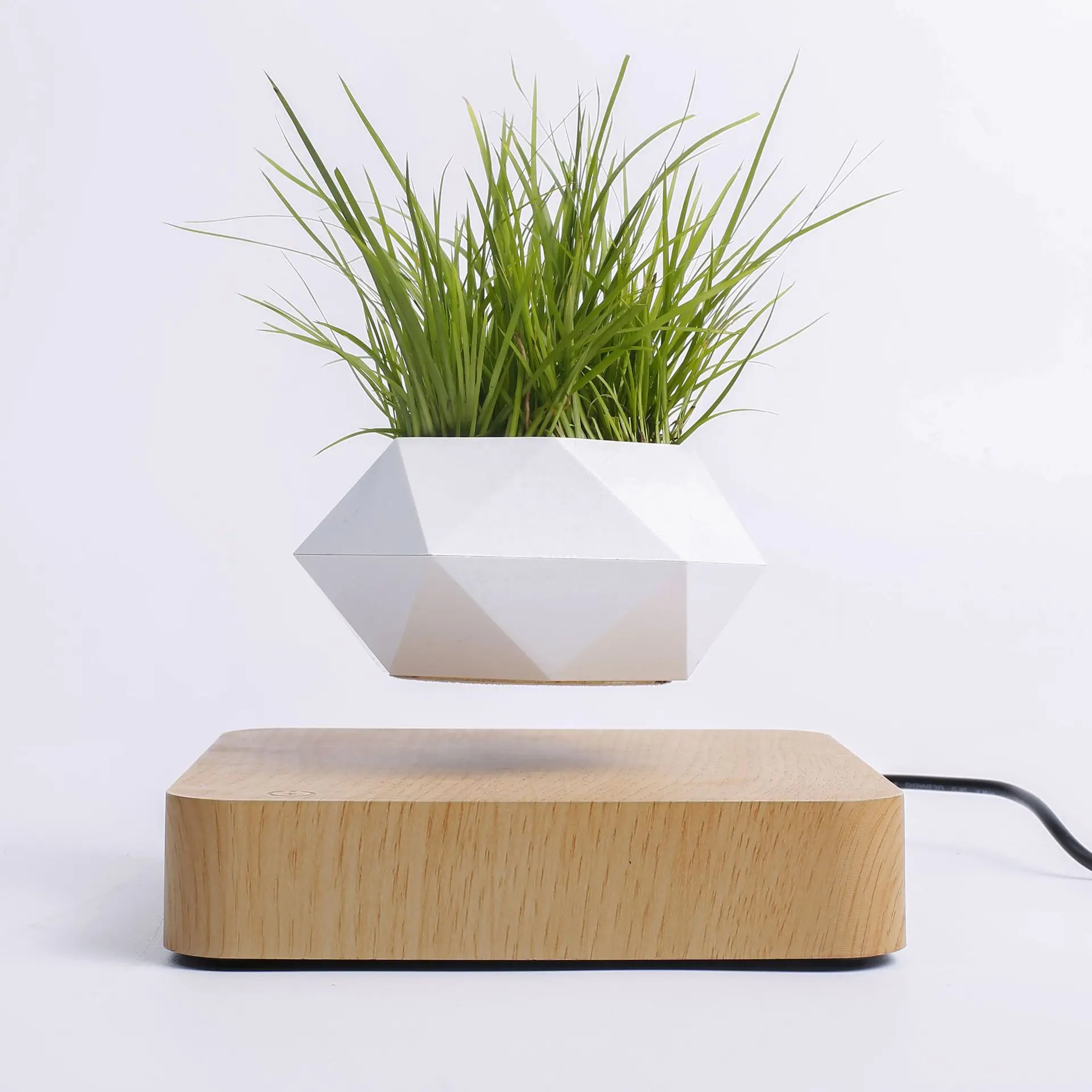 Levitating Air Bonsai Pot Rotation Flower Pot Planters Magnetic Suspension Floating Pot Potted Plant Home Desk Decor
Levitating Air Bonsai Pot Rotation Flower Pot Planters Magnetic Suspension Floating Pot Potted Plant Home Desk Decor