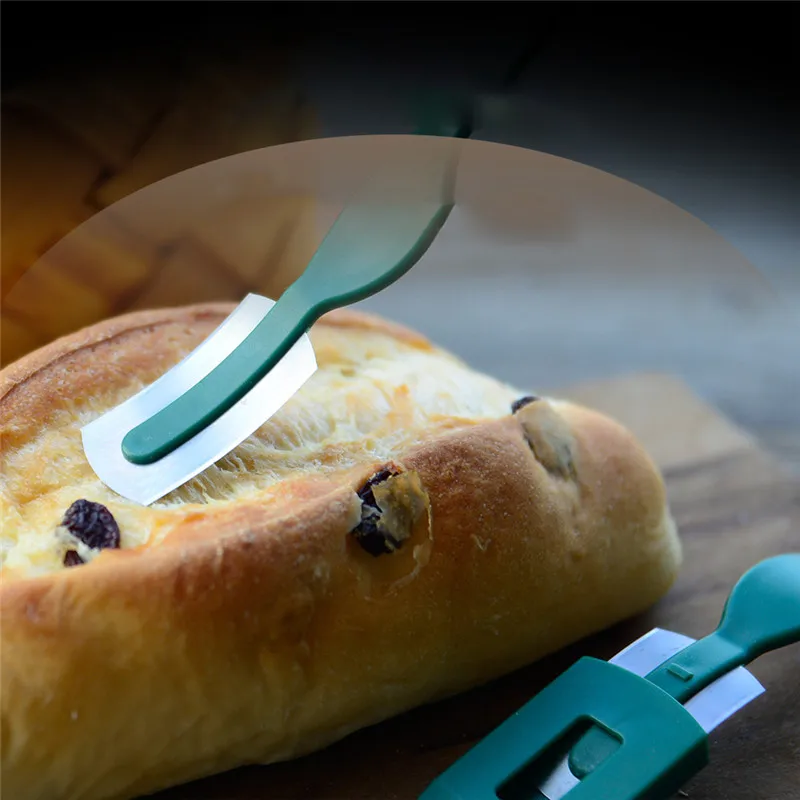 1PC Bread Lame Tools Arc Bread Knife Baguette Cutting French Cutter Curved Bread Cutter with Thin Carbon Steel Blade
1PC Bread Lame Tools Arc Bread Knife Baguette Cutting French Cutter Curved Bread Cutter with Thin Carbon Steel Blade