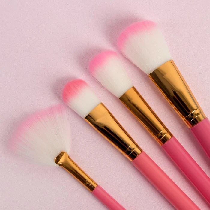 Набор кистей для макияжа 12 предметов футляр цвет розовый | Красота и здоровье