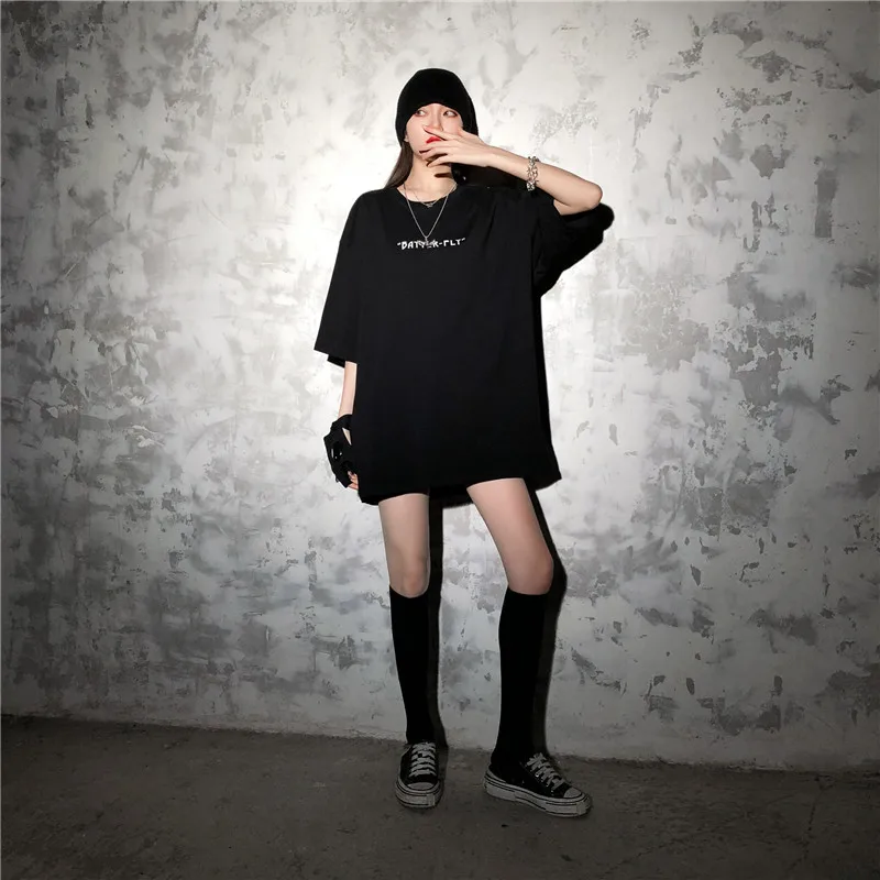 Summer Hip Hop T Shirt Men and Women Oversized T -shirt Fashion Butterfly Printed Pure Cotton Harajuku Short Sleeve Tops Tees
Summer Hip Hop T Shirt Men and Women Oversized T -shirt Fashion Butterfly Printed Pure Cotton Harajuku Short Sleeve Tops Tees