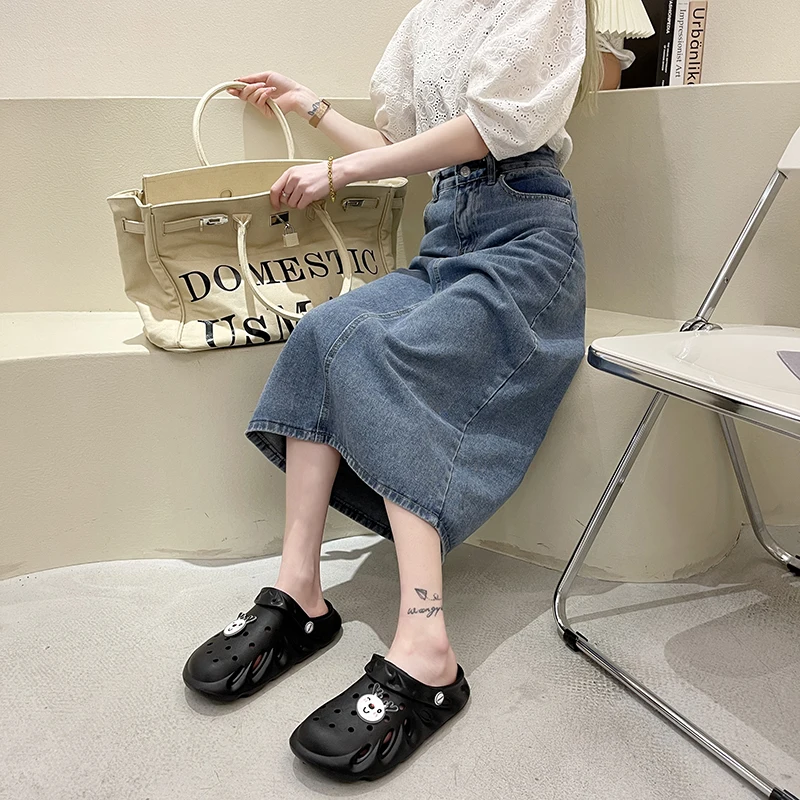 Shoes Women Ladies' Slippers Shale Female Beach Luxury Slides Low Pantofle Cover Toe Fretwork Heels Soft Sabot Designer 2021 Sn
Shoes Women Ladies' Slippers Shale Female Beach Luxury Slides Low Pantofle Cover Toe Fretwork Heels Soft Sabot Designer 2021 Sn