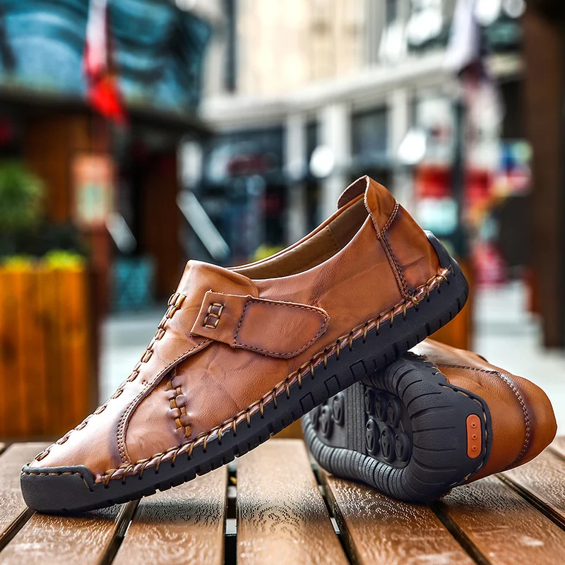Men's Leather Loafers Summer Classic Hand-Stitched Casual Loafers Retro Style Moccasin Breathable Driving Shoes Large Size 39-48
Men's Leather Loafers Summer Classic Hand-Stitched Casual Loafers Retro Style Moccasin Breathable Driving Shoes Large Size 39-48
