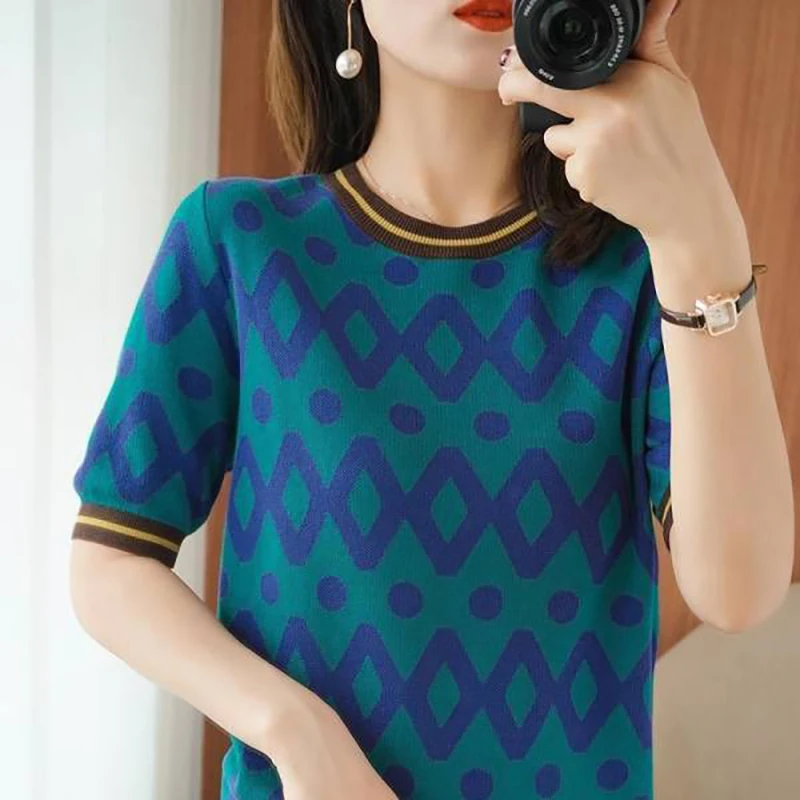 Vintage Clothes O-Neck Argyle Sweater Women 2021 Summer Loose Pullover Knitted Sweaters Female Short Sleeve Casual Tops Jumpers
Vintage Clothes O-Neck Argyle Sweater Women 2021 Summer Loose Pullover Knitted Sweaters Female Short Sleeve Casual Tops Jumpers