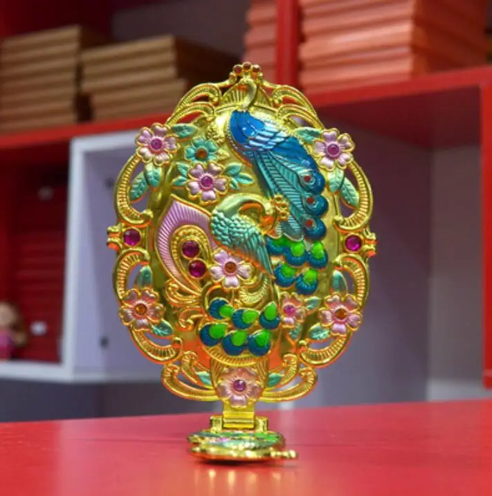 Павлин стол Сложите зеркало для макияжа с портативным Европейским металлическим зеркалом креативный подарок
Павлин стол Сложите зеркало для макияжа с портативным Европейским металлическим зеркалом креативный подарок