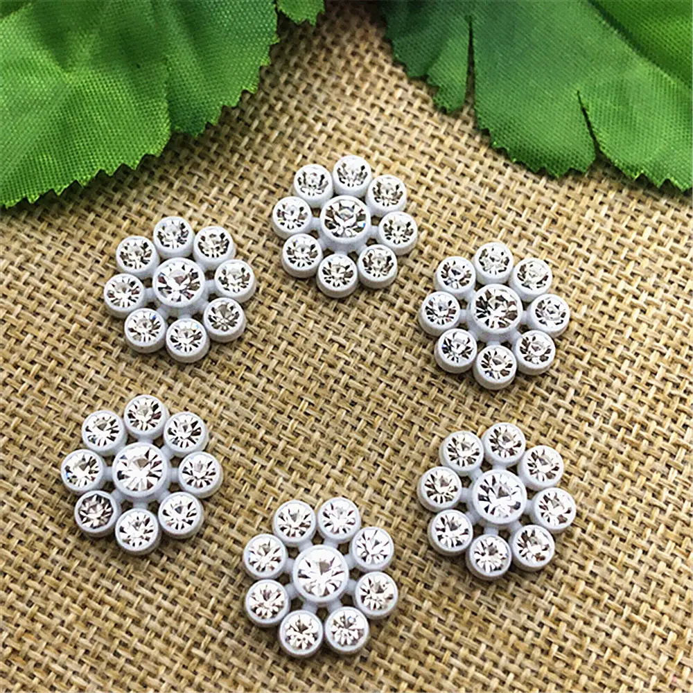 Square 10Pcs 18mm Flowers Rhinestone Square Resin /Craft/Clothes Decoration Bags DIY
Square 10Pcs 18mm Flowers Rhinestone Square Resin /Craft/Clothes Decoration Bags DIY