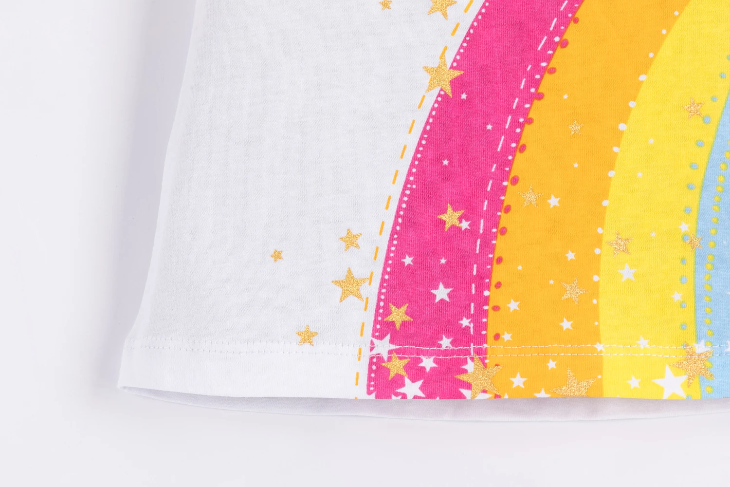 Little Maven New Summer Children White Rainbow Printed Stars O-neck Short- sleeved Cotton Knitted Girls Casual Tshirts Tops 
Little Maven New Summer Children White Rainbow Printed Stars O-neck Short- sleeved Cotton Knitted Girls Casual Tshirts Tops