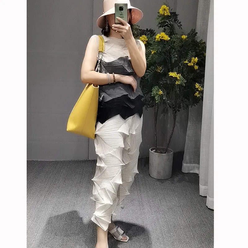TAutumn 2019 New Women's Pants Solid Color Wild Casual Ladies Ankle Length Pants Solid Color Fashion Pants Female L077
TAutumn 2019 New Women's Pants Solid Color Wild Casual Ladies Ankle Length Pants Solid Color Fashion Pants Female L077
