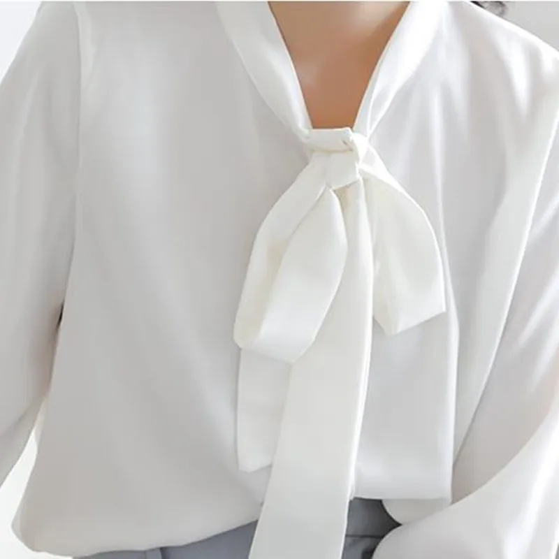 OL Elegant White Basic Shirt 2021 New Autumn Career V-neck Long-sleeved Loose Chiffon Blouses Plus Size Women Clothing
OL Elegant White Basic Shirt 2021 New Autumn Career V-neck Long-sleeved Loose Chiffon Blouses Plus Size Women Clothing