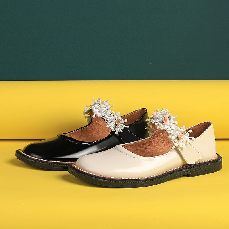 Steinmeier New 2021 Ladies Flat Shoes Square Toe Genuine Leather Buckle Pearl Retro Soft All-Match Casual Summer Black Sandals 
Steinmeier New 2021 Ladies Flat Shoes Square Toe Genuine Leather Buckle Pearl Retro Soft All-Match Casual Summer Black Sandals