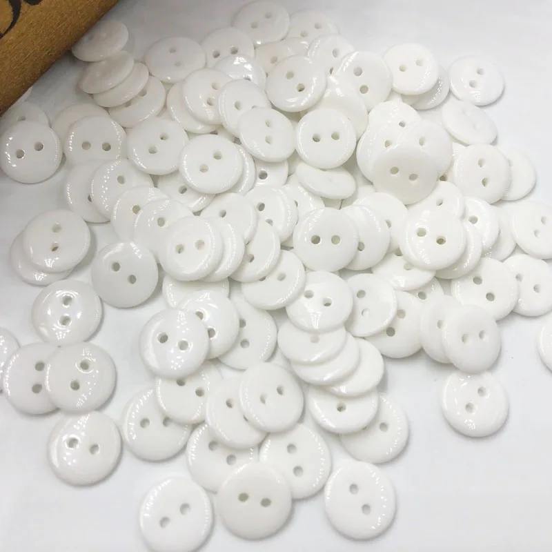 50 pcs 11mm 2 Holes White Resin Round Buttons Decor Sewing Clothing Sewing Scrapbooking Crafts DIY Accessories Buttons PT266
50 pcs 11mm 2 Holes White Resin Round Buttons Decor Sewing Clothing Sewing Scrapbooking Crafts DIY Accessories Buttons PT266